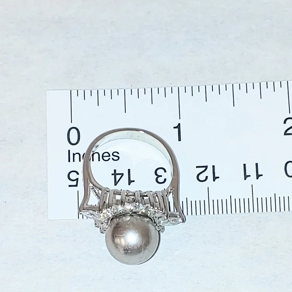 Faux Gray Pearl and cubic zirconia ring 8.5